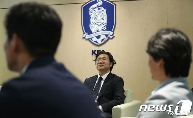 由于缺乏态度，贝西诺被拉齐奥排除出了对阵热那亚的比赛名单，他的未来也因此陷入未知的状态。